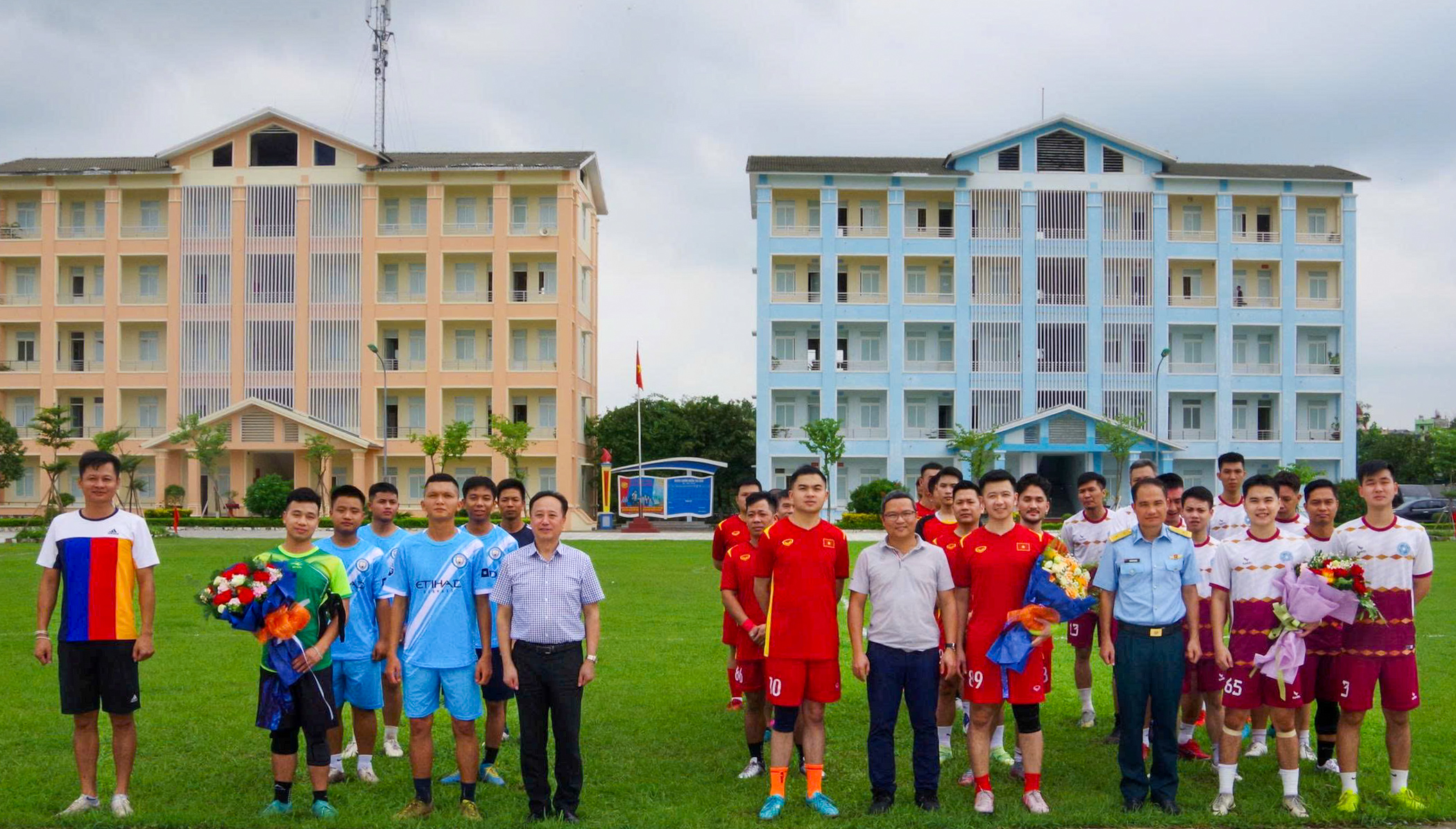 Giải giao hữu giữa ba đội bóng: Bệnh viện Răng Hàm Mặt Trung ương Hà Nội, Bệnh viện đa khoa Hà Đông, Trung đoàn tên lửa 257